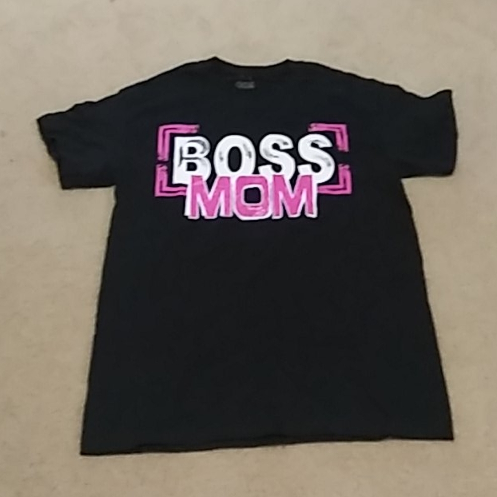 "Boss Mom" T-Shirt